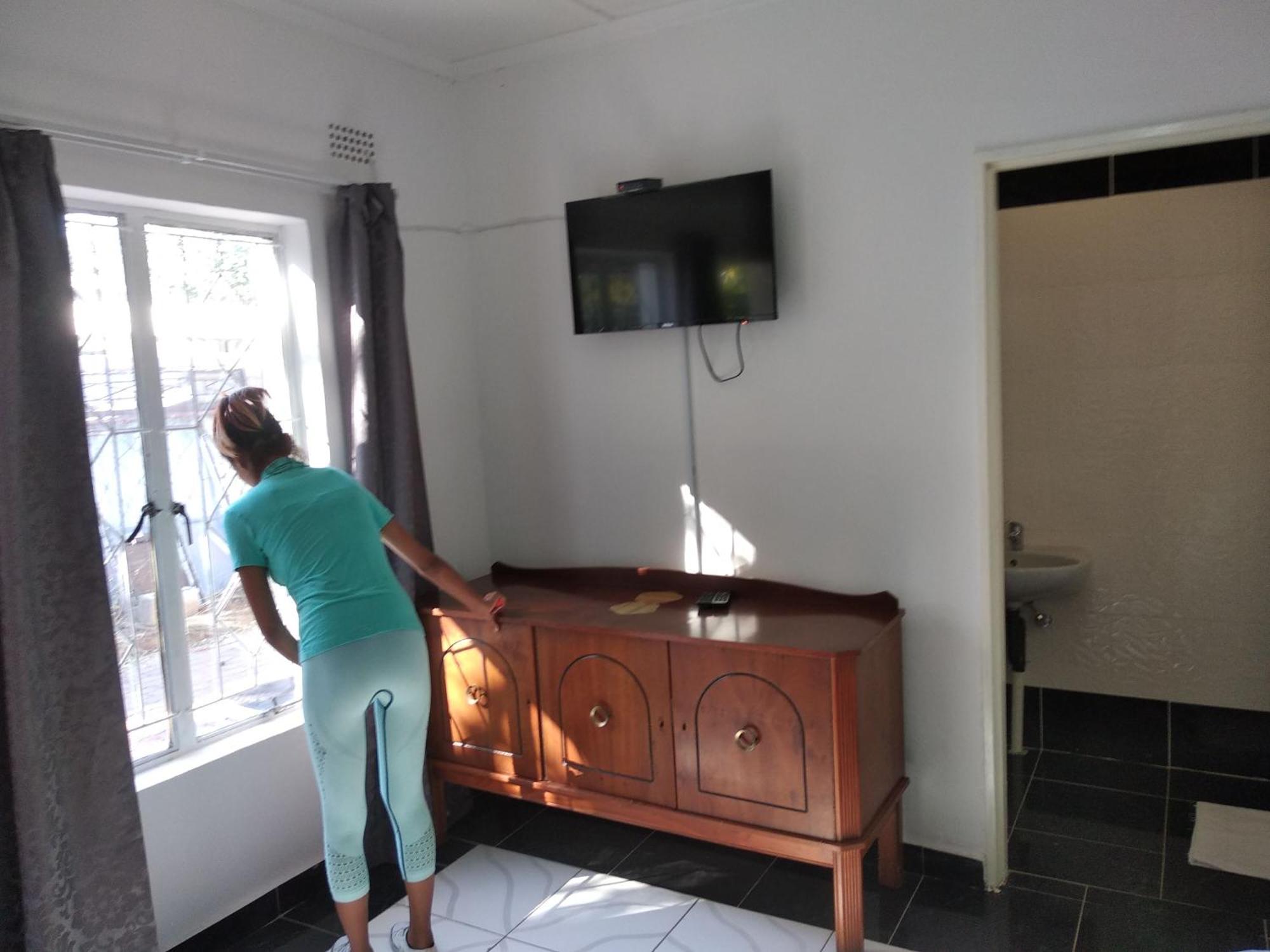 Brackendene Lodge Gaborone Extérieur photo