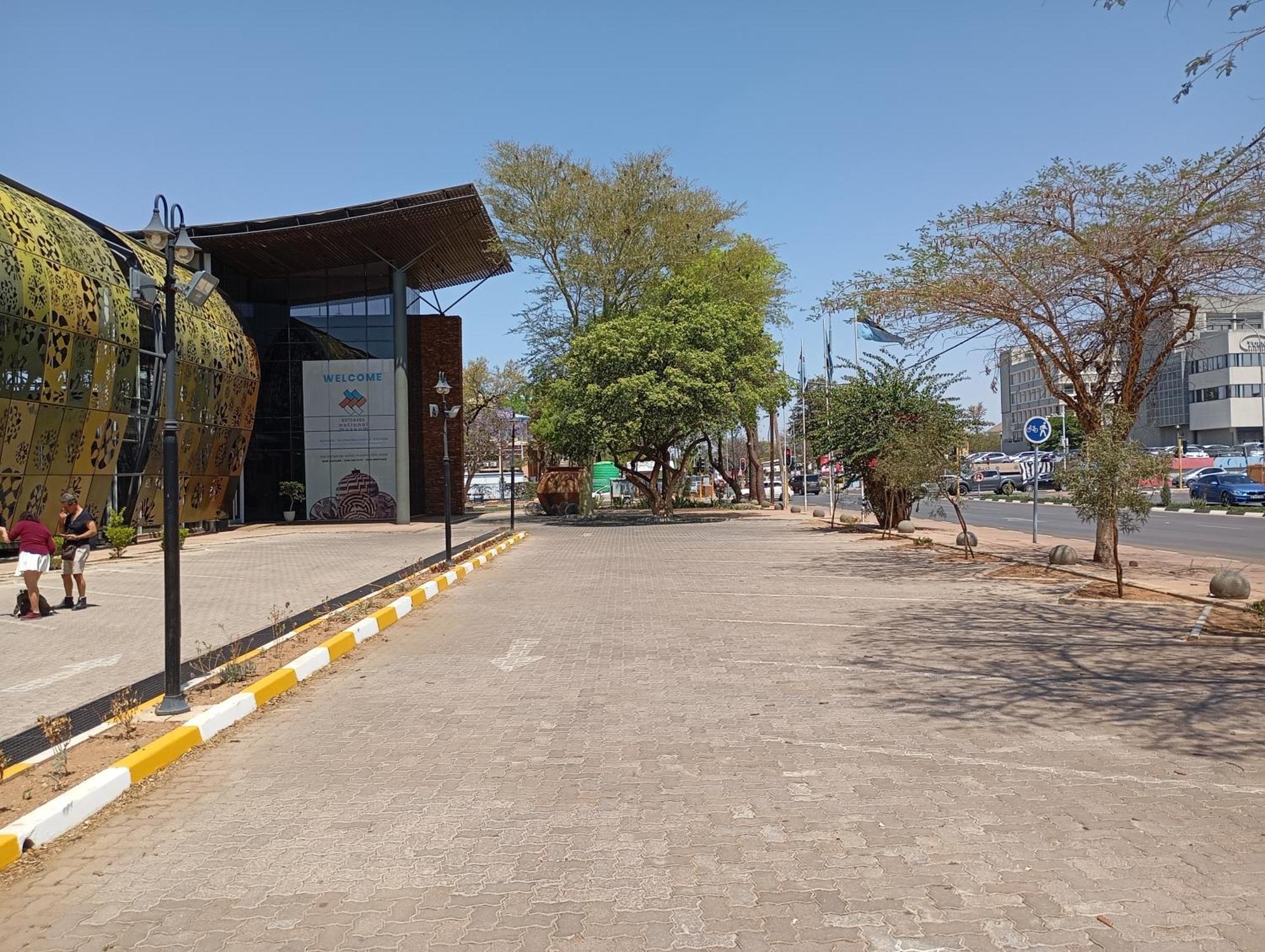 Brackendene Lodge Gaborone Extérieur photo